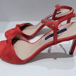 STUART WEITZMAN RED SUEDE SANDALS IN SIZE 8M